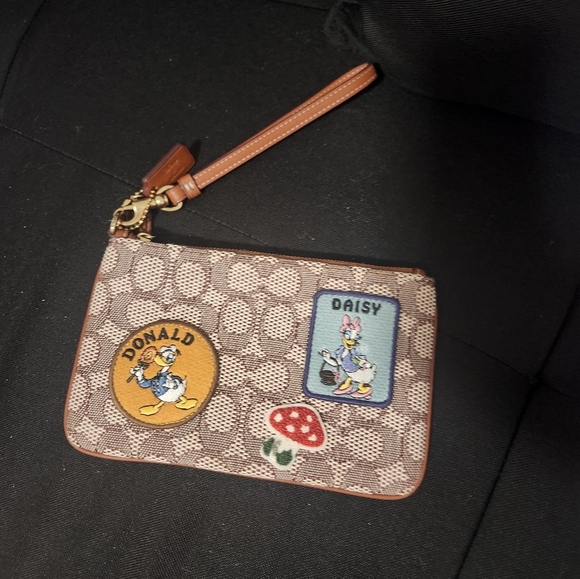 Coach X Disney Mickey Wristlet❤️
